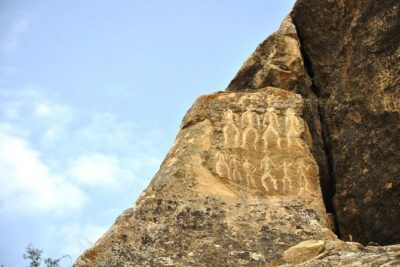 4 Days Tour: Airport Pickup + Old City + Night Tour + Day Trip Baku + Gabala