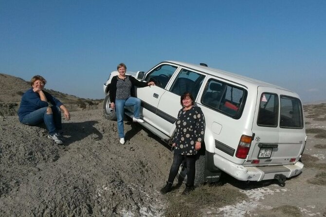 4x4 Jeep Tour - Secrets of Gobustan and Mud Volcanoes - The 4x4 climb through Kichik Dash