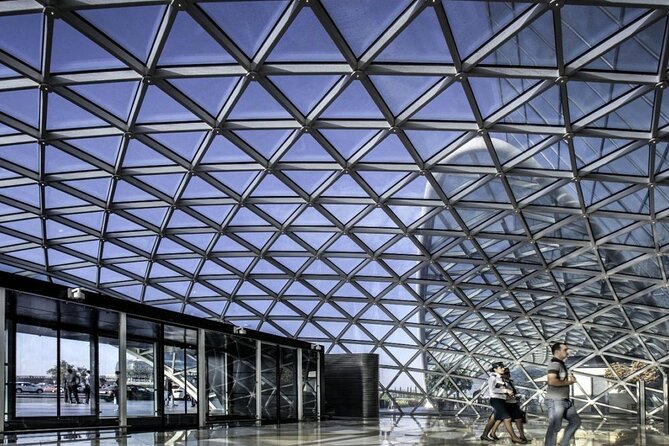 Airport Transfer Baku (one way) - From Heydar Aliyev Airport to your hotel