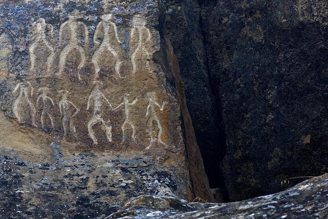 All inclusive! Qobustan, Mud Vulcano, Ateshgah & Yanardag Fire Mountain Tour - Who will get the most from this tour