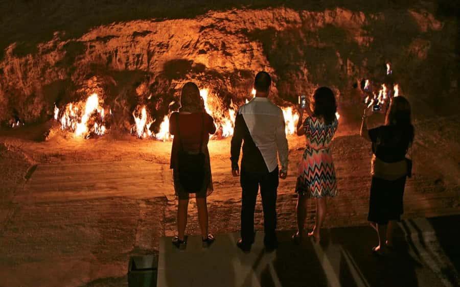 Ateshgah Fire temple and Burning mountain tour - Who will get the most from this tour?