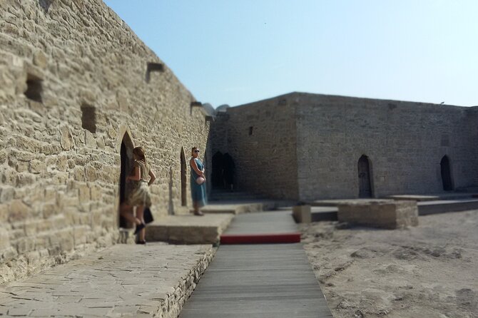 Ateshgah Fire Temple and Yanardag Fire Mountain Private Tour - What the private format adds