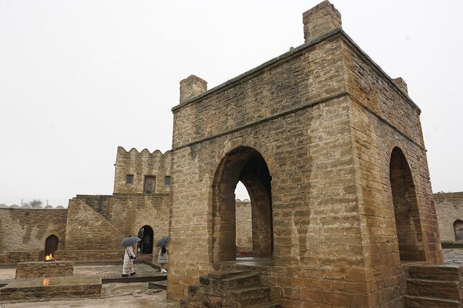 Ateshgah Fire Temple and Yanardag Fire Mountain Private Tour - Timing, pickup, and the return to Baku