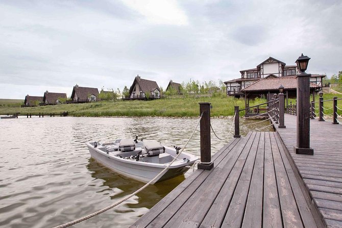 Azerbaijan in 9 days - Day 2: Gobustan, mud volcanoes, and Baku after dark