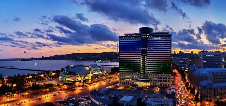 Baku: 3-Hour Private Night Tour (Yanardag & More) - What three hours really gives you