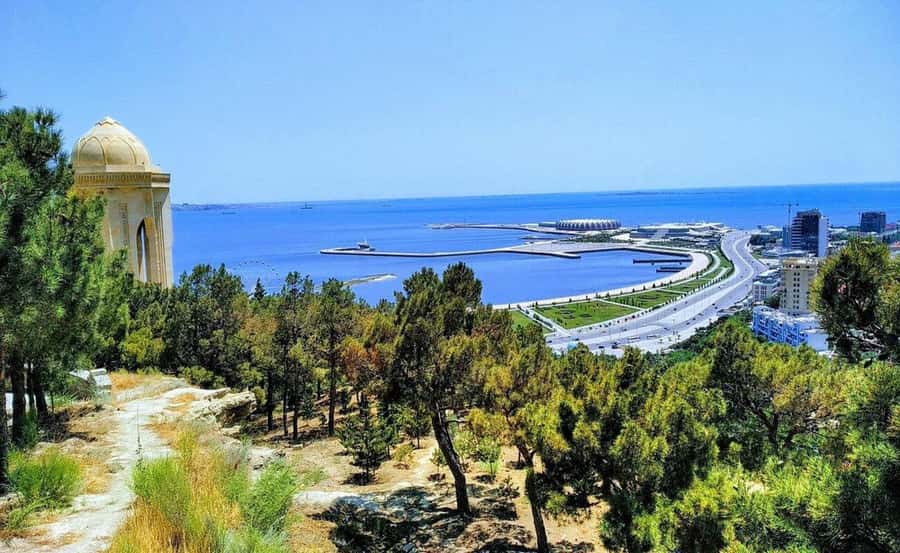 Baku City Group Tour - Carpet Museum and Azerbaijani design