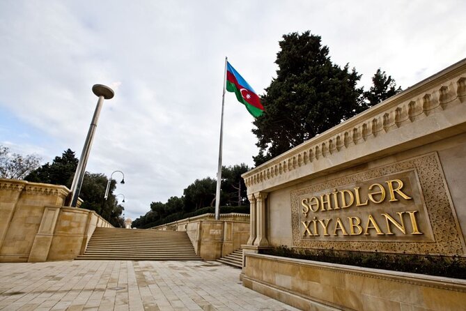 Baku City Tour with Guide Admission Include - Miniature books inside the Inner City