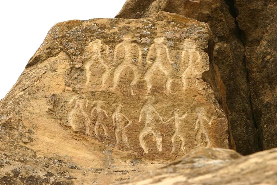 Baku: Gobustan & Absheron with Mud Volcanoes & Fire - Starting at Gosha Gala Gapysy and stopping at Bibiheybat