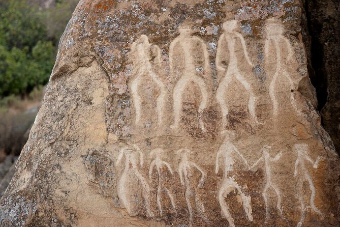 Baku Gobustan and Absheron guided tour + Free Airport Transfer - Gobustan’s 20,000-year-old rock art