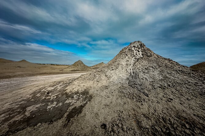Baku: Gobustan, Mud Volcano, Fire Temple & Burning Mountain - Mud volcanoes and the required 4x4 ride