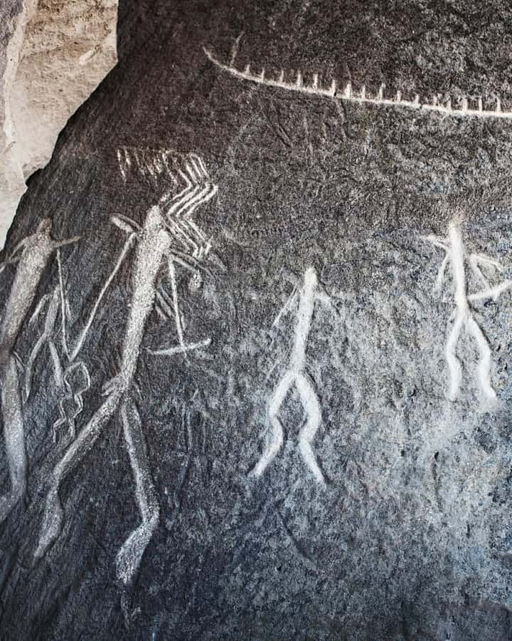 Baku:Gobustan Mud Volcanoes Temple & Entry tickets included - Gobustan’s petroglyphs tell the older story