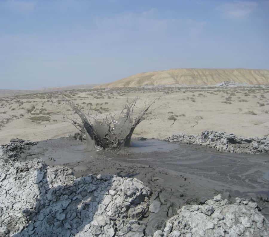 Baku:Gobustan Mud Volcanoes Temple & Entry tickets included - Lunch gives the route a needed pause