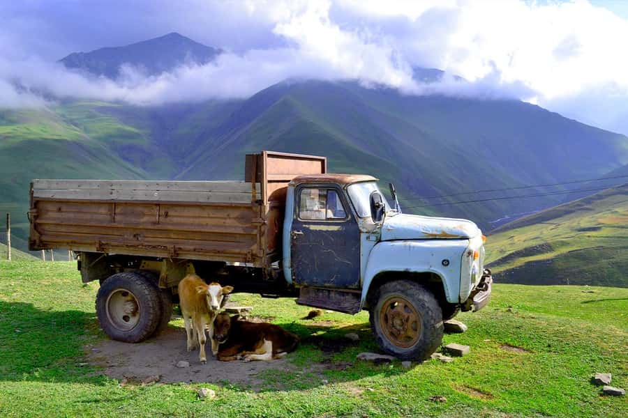 Baku: Guba Khinalig & Candy Cane Tour with Homemade Lunch - What to bring for the mountain route