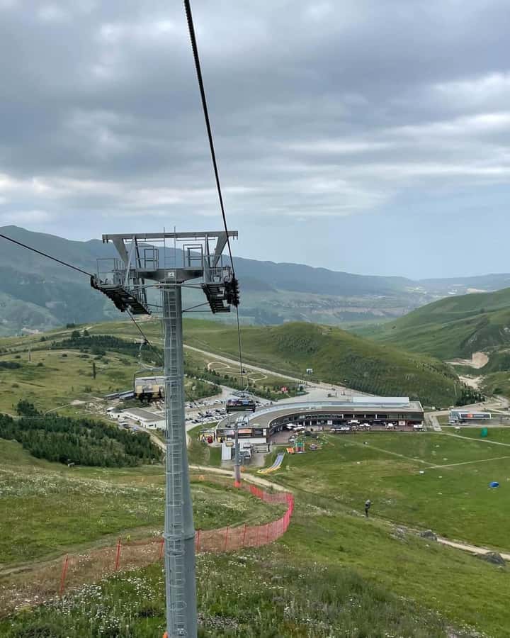 Baku: Guba-Shahdag Resort-Candy Mountain and Laza Waterfall - Quba brings lunch and a taste of northern Azerbaijan
