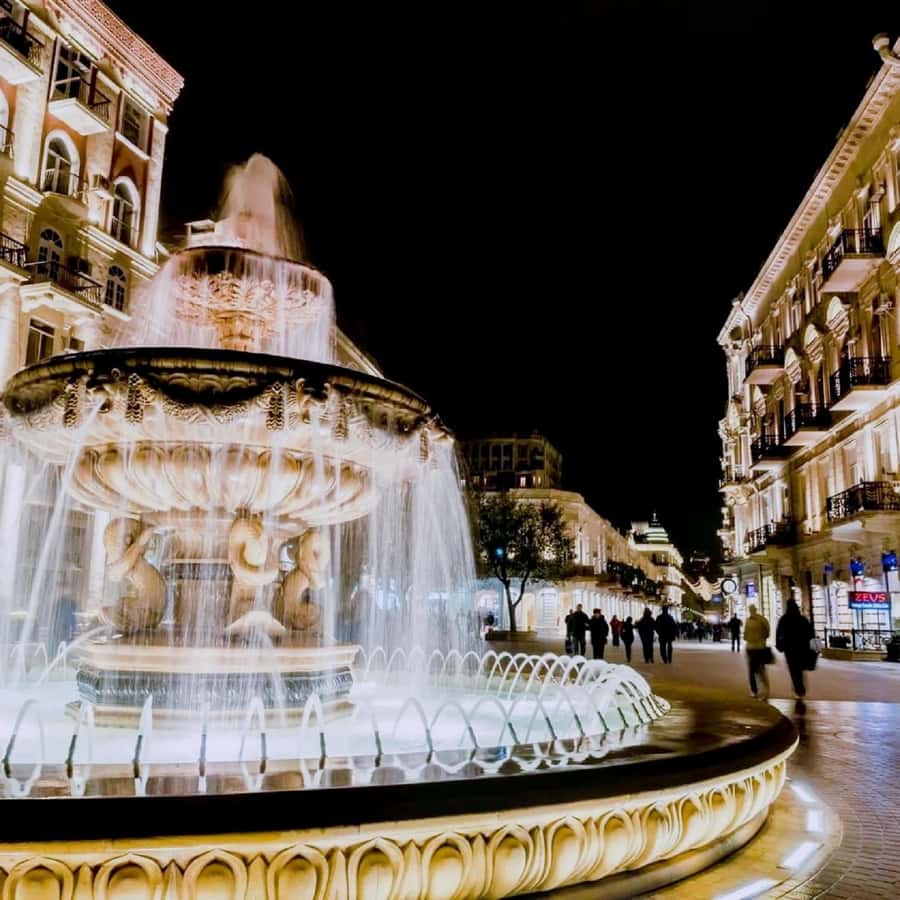 Baku: Light-Up Baku Walking Evening Tour - Beginning at Baku Boulevard around 6 pm