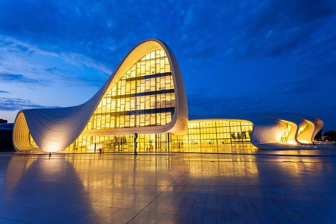 Baku Lights: the Night Tour illuminated by Baku lights - National Boulevard and Little Venice