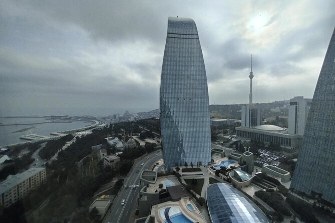 Baku Night Panoramic tour - Highland Park and the Flame Towers