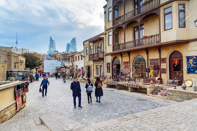 Baku Walking Tour (Old City) - The palace area and the Old City’s grandest architecture