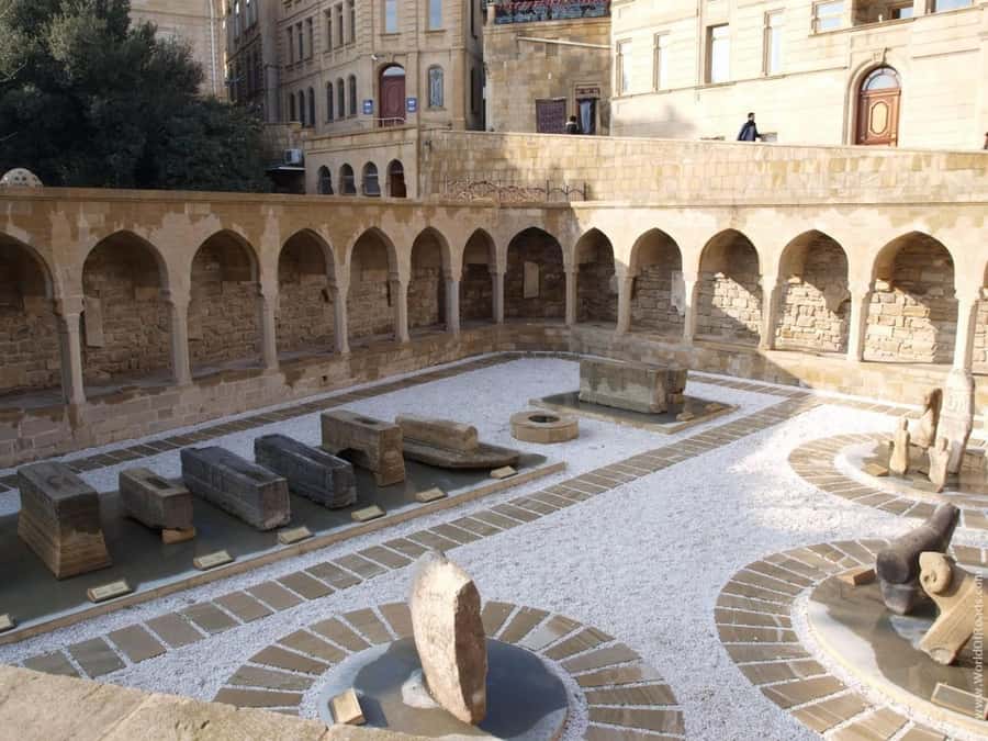 Become a Baku resident in a day - Military Trophy Park and recent history