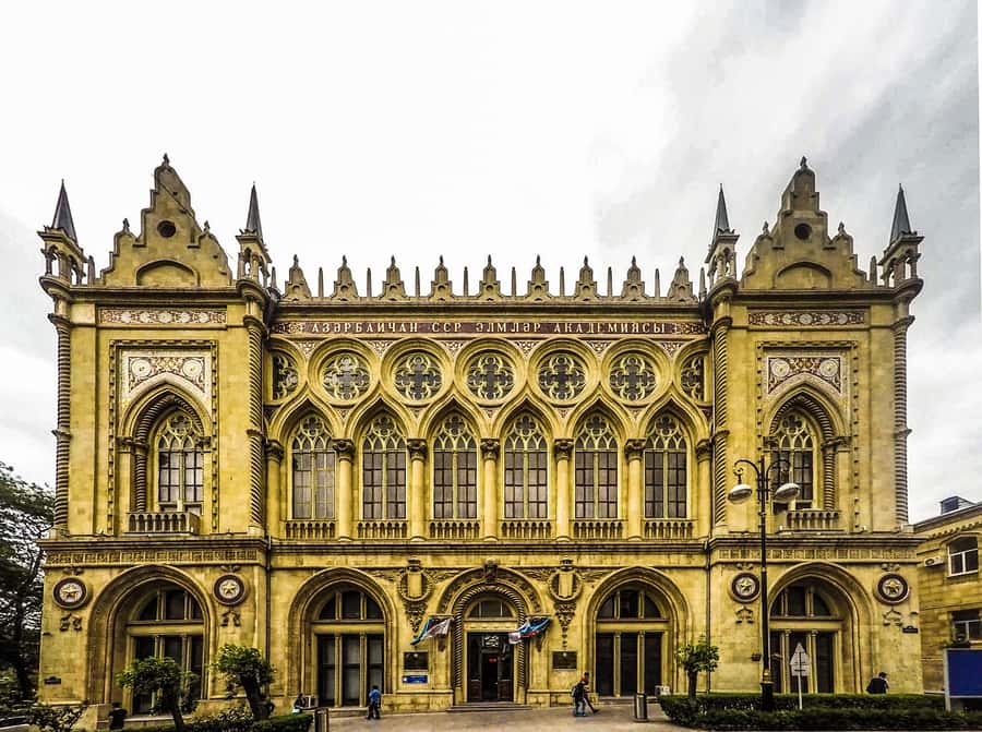Best of Baku: 4-Hour City Tour Historic and Modern Landmarks - Key points to know before you book