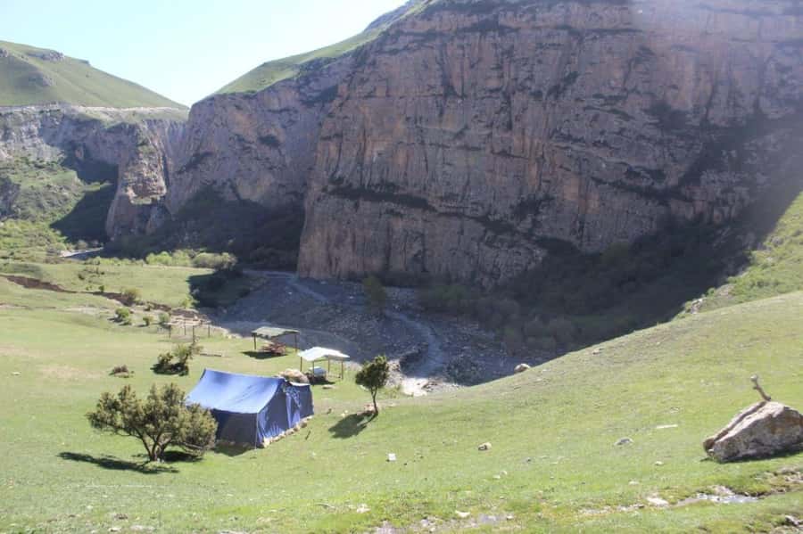 Candy Mountains - Guba - Khinaliq Guided Full Day Tour - From Baku to the colored hills of Khizi