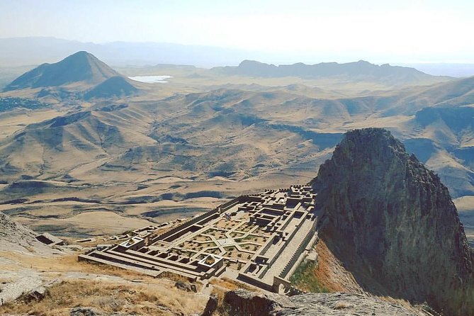 Day Tour from Nakhchivan to Alinja Castle, Ashabi Kahf and Khanegah Tomb - How the three stops fit together
