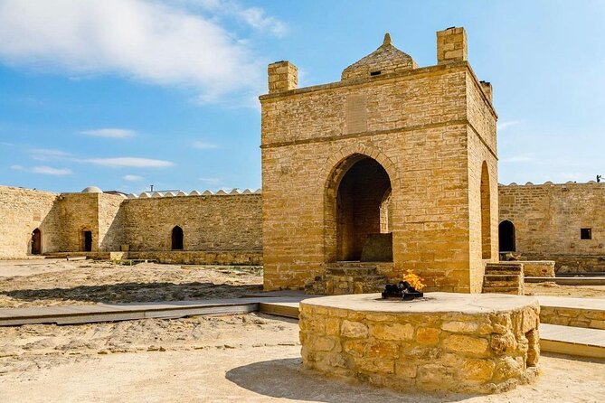 Day Trip in Baku - Yanar Dag’s natural wall of fire