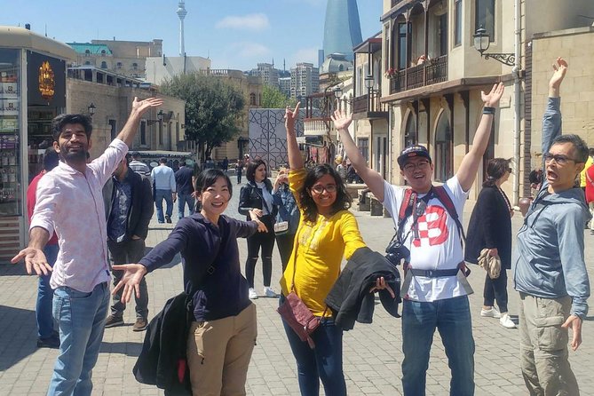 Discover Baku Private 3-hour Tour - Entering Baku’s Old City
