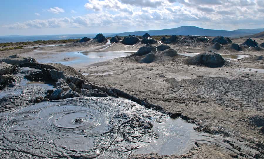 From Baku: Gobustan, Mud Volcanoes & Mosque Private Tour - Why Gobustan is the heart of the trip