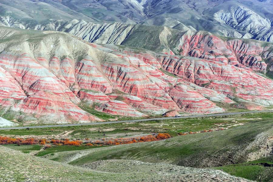 From Baku: Private or Shared Quba & Shahdag Trip with Lunch - Leaving Baku for the Candy Cane Mountains