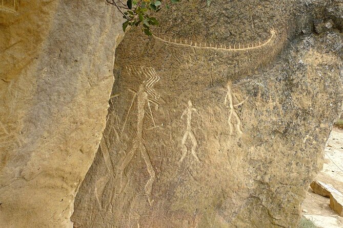 Full day Gobustan & Absheron Tour (Group or Private) - Lunch in the Absheron region
