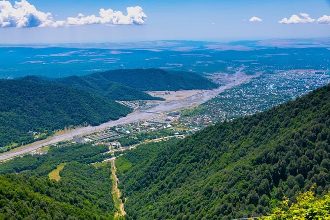 Gabala and Shamakhi Tour with Guide - Food, drinks, and the lunch question