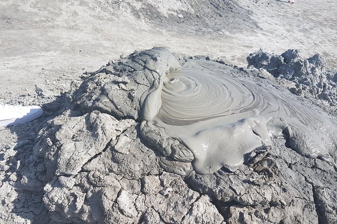 Gobustan Tour and Mad Volcanoes - tour to stone age - Practical timing and what to bring