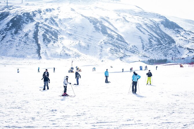 Guba Candy Canes and Shahdag Mountain Resort Tour - Quba lunch and a pause in the route