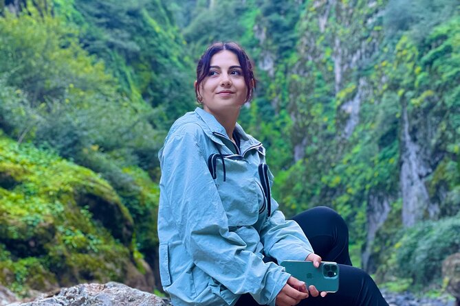Hiking to Mystic Nisagala Canyon - Who will enjoy this day most?