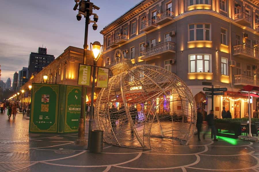 Incredible Baku Nights Panoramic Tour - Practical planning for an open-air evening