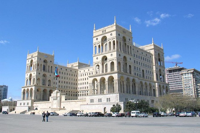 Old and Modern Baku City Private Tour - Lunch needs a quick confirmation