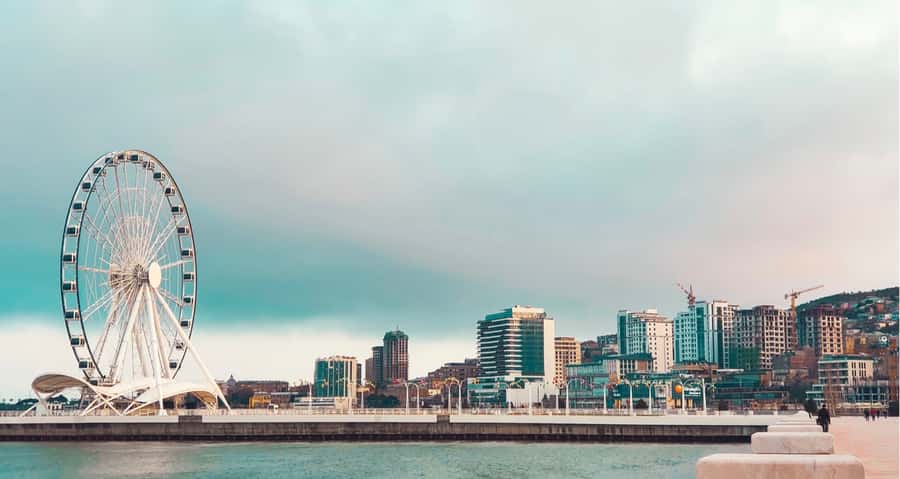 Old and Modern Baku City Tour - Icherisheher is the heart of the historic visit
