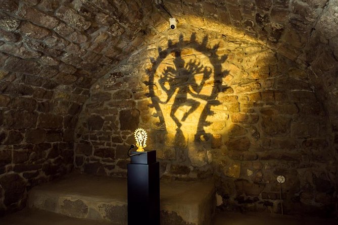 Private Absheron Peninsula Atesgah Temple & Fire Mountain - Seven hours, private transport, and the real value