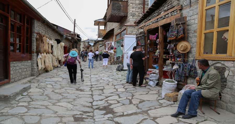 Private Tour to Shemakhi & Lahij From Baku - Through the Girdimanchay River Canyon
