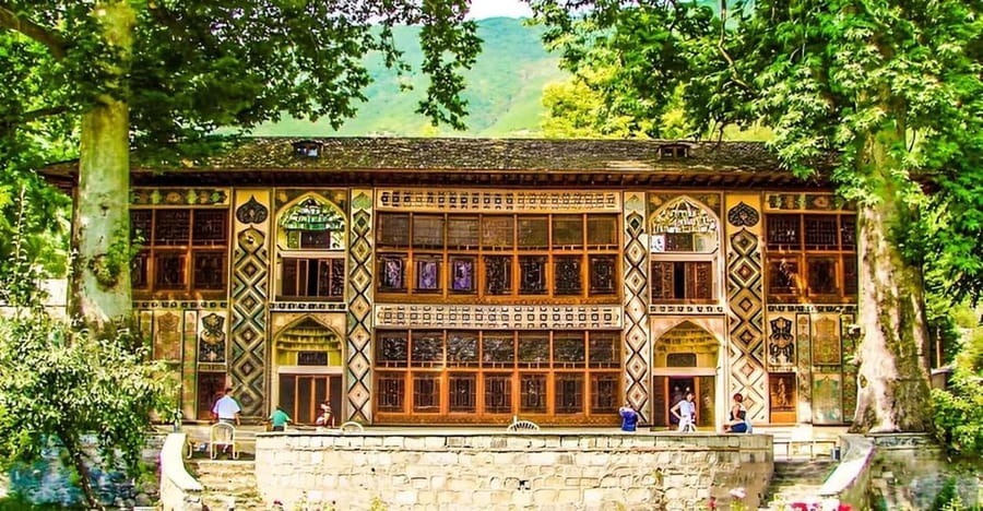 Sheki group Tour from Baku with guide - Khanland Entertainment Center for a lighter finish