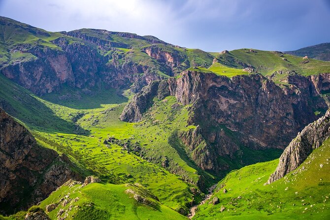 Tour to the North part of Azerbaijan Forests and Mountatin Quba - Who will get the most from this trip?