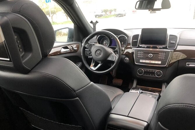 Transfer Service from Heydar Aliyev International Airport Baku, Azerbaijan - Who gets the best value from the $30 fare