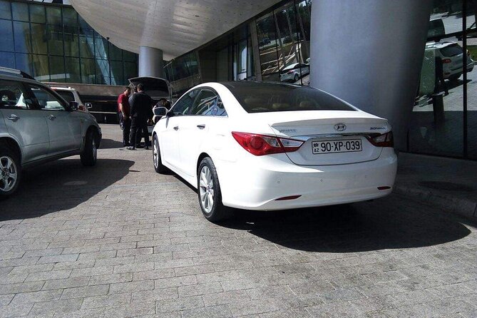Transfer Service from Heydar Aliyev International Airport Baku, Azerbaijan - The 30 to 40 minute ride into Baku